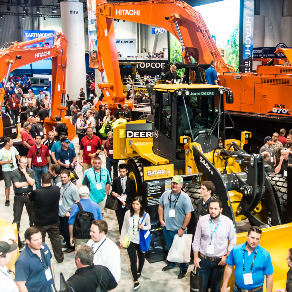Visitors & machinery at CONEXPO tradeshow